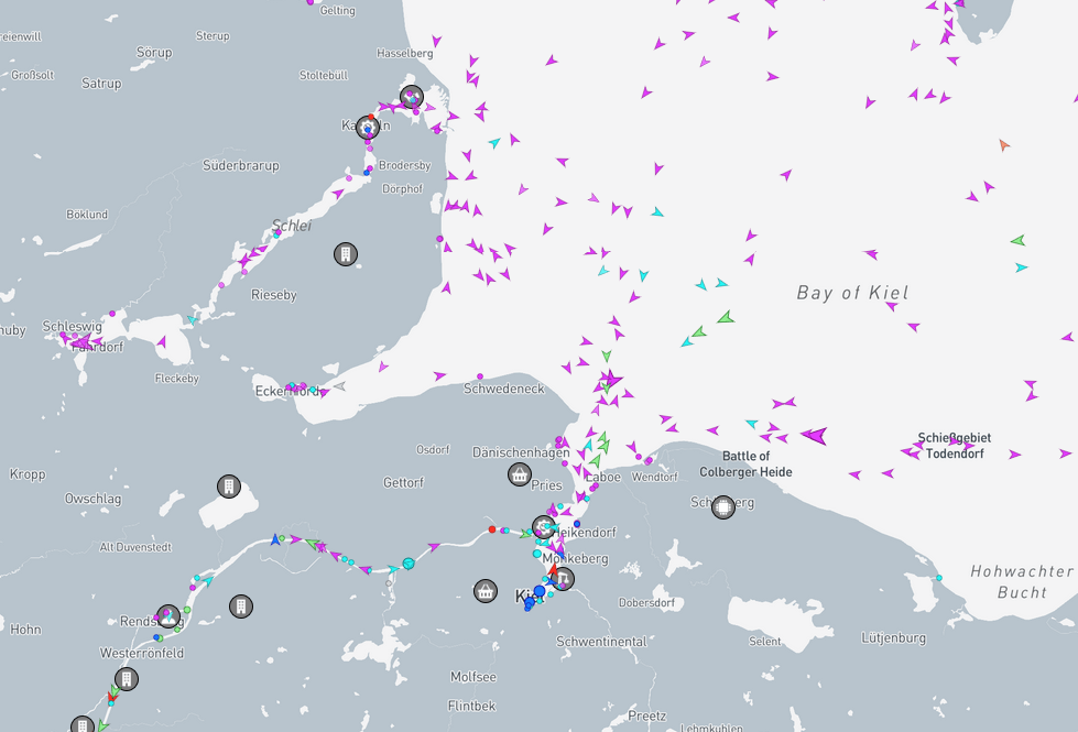 Marinetraffic zeigt mein AIS Schiff nicht&nbsp;an.